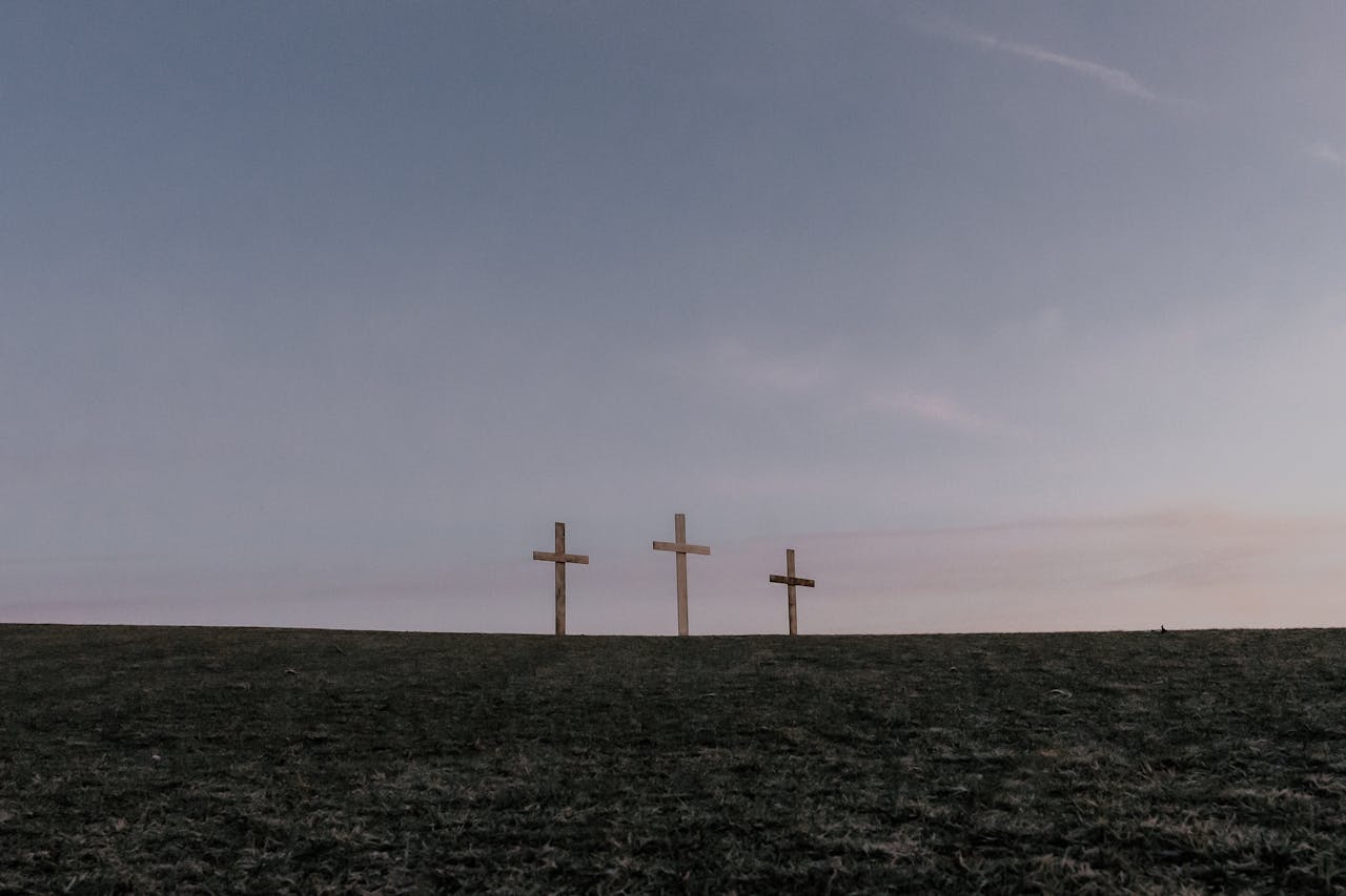 pexels-adrian-esh-587688262-17086332 three crosses